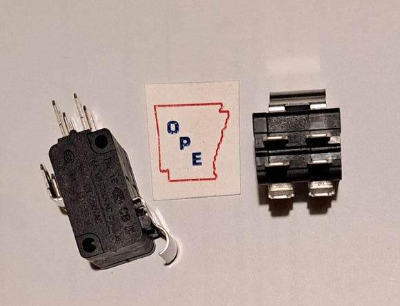 001 336713821 MICRO SWITCH REF 103 TWO SHOWN SOLD EACH FIRMAN FM19/WH3