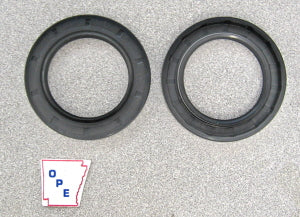 7805 RADIAL SHAFT SEAL GIANT TWO SHOWN SOLD EACH FM509/WH2